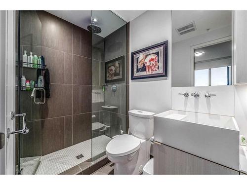 411-615 6 Avenue Se, Calgary, AB - Indoor Photo Showing Bathroom