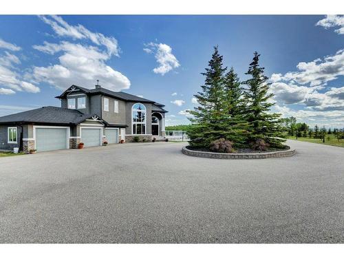 82 Campbell Drive, Rural Rocky View County, AB - Outdoor