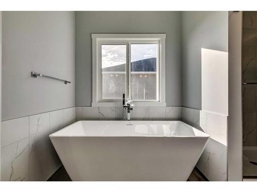 34 Hanson Drive, Langdon, AB - Indoor Photo Showing Bathroom