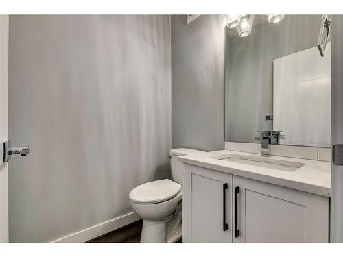 34 Hanson Drive, Langdon, AB - Indoor Photo Showing Bathroom