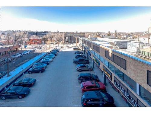 408-1330 15 Avenue Sw, Calgary, AB - Outdoor With View