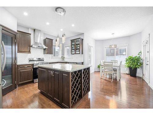 381 Evanspark Circle Nw, Calgary, AB - Indoor Photo Showing Kitchen With Upgraded Kitchen