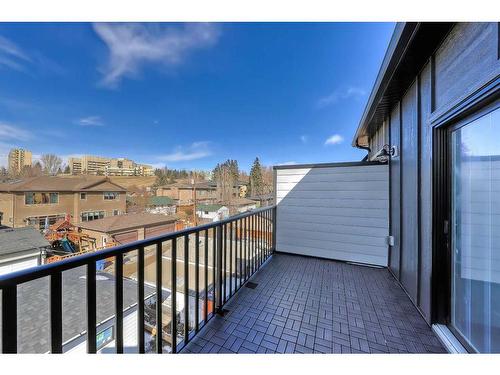 911 32 Street Nw, Calgary, AB - Outdoor With Balcony With Exterior
