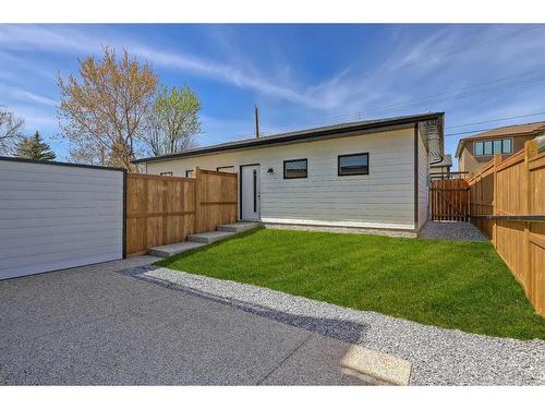 911 32 Street Nw, Calgary, AB - Outdoor With Exterior