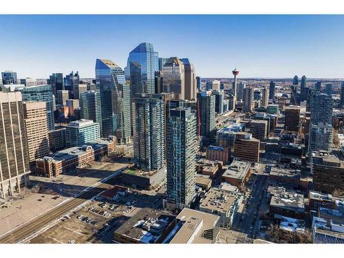 703-1010 6 Street Sw, Calgary, AB - Outdoor With View