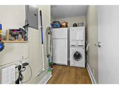 2105-433 11 Avenue Se, Calgary, AB - Indoor Photo Showing Laundry Room