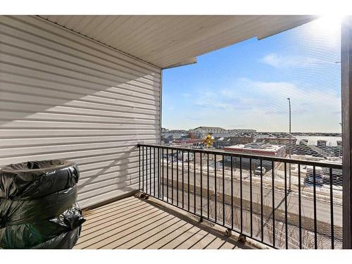 404-7130 80 Avenue Ne, Calgary, AB - Outdoor With Balcony With Exterior