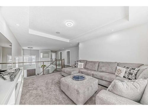 150 Sandpiper Park, Chestermere, AB - Indoor Photo Showing Living Room