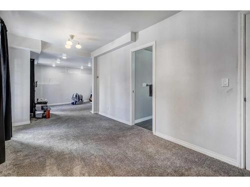 64 Valley Meadow Close Nw, Calgary, AB - Indoor Photo Showing Other Room