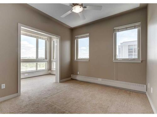 520-35 Inglewood Park Se, Calgary, AB - Indoor Photo Showing Other Room