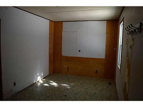 216 Railway Avenue North, Morrin, AB - Indoor Photo Showing Other Room