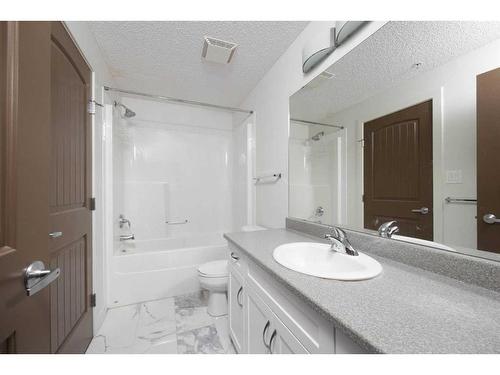 502-136C Sandpiper Road, Fort Mcmurray, AB - Indoor Photo Showing Bathroom