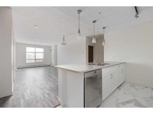 502-136C Sandpiper Road, Fort Mcmurray, AB - Indoor Photo Showing Dining Room