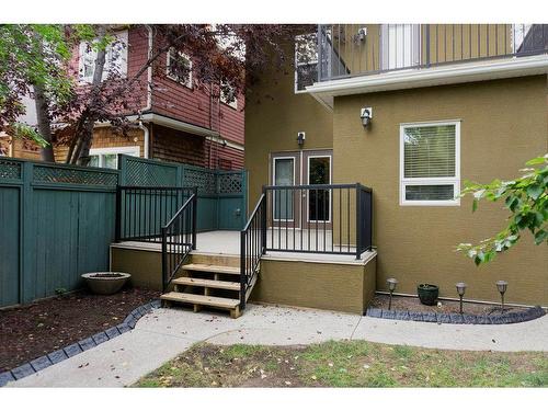 532 23 Avenue Sw, Calgary, AB - Outdoor With Exterior