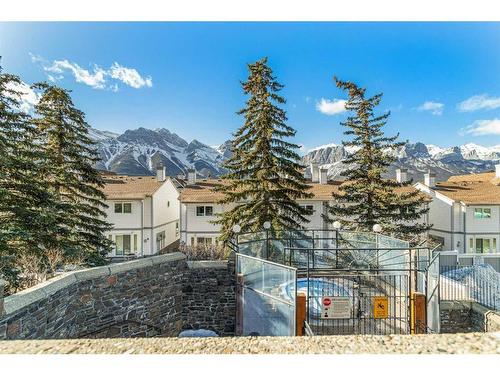 101-1080A Cougar Creek Drive, Canmore, AB - Outdoor