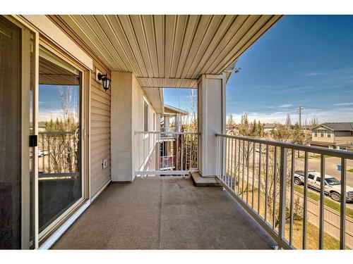 340-428 Chaparral Ravine View Se, Calgary, AB - Indoor Photo Showing Other Room