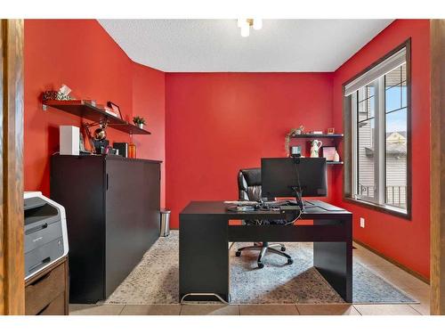 31 Cranfield Link Se, Calgary, AB - Indoor Photo Showing Office