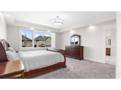 174 Aspen Summit Circle Sw, Calgary, AB - Indoor Photo Showing Bedroom