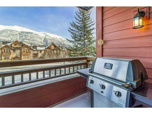 110-80 Dyrgas Gate, Canmore, AB - Outdoor