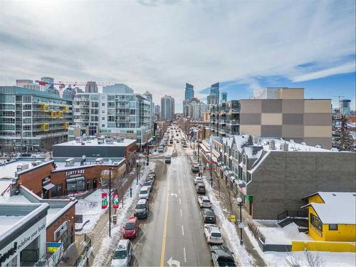 329-327 9A Street Nw, Calgary, AB - Outdoor With View