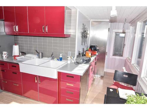 2013 26 Avenue Sw, Calgary, AB - Indoor Photo Showing Kitchen With Double Sink