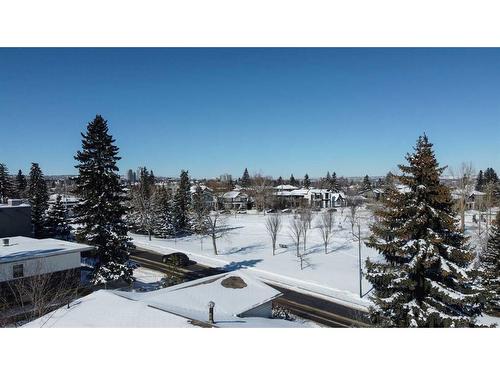 2013 26 Avenue Sw, Calgary, AB - Outdoor With View