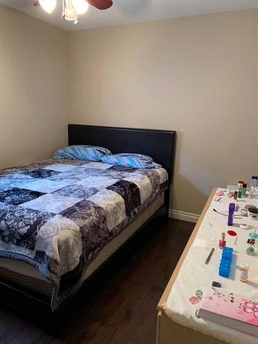 15 Taralake Street Ne, Calgary, AB - Indoor Photo Showing Bedroom