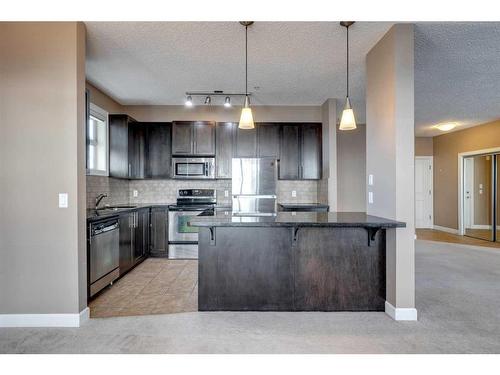 106-88 Arbour Lake Road Nw, Calgary, AB - Indoor Photo Showing Kitchen