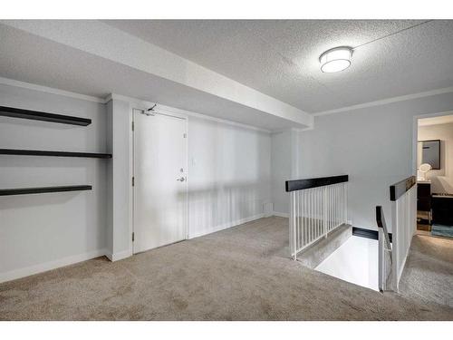 2912-221 6 Avenue Se, Calgary, AB - Indoor Photo Showing Other Room