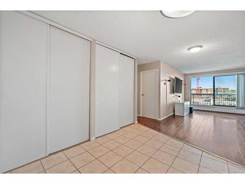 407-1334 12 Avenue Sw, Calgary, AB - Indoor Photo Showing Other Room