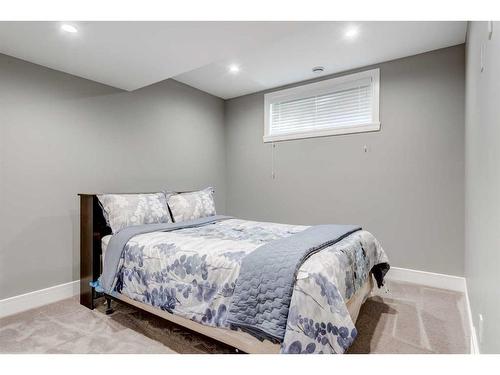 3332 Barrett Place Nw, Calgary, AB - Indoor Photo Showing Bedroom