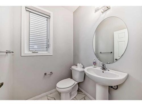 64 Cityside Common Ne, Calgary, AB - Indoor Photo Showing Bathroom