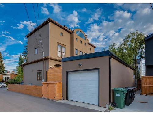 111 16 Street Nw, Calgary, AB - Outdoor With Exterior