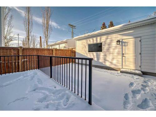 2044 41 Avenue Sw, Calgary, AB - Outdoor With Exterior