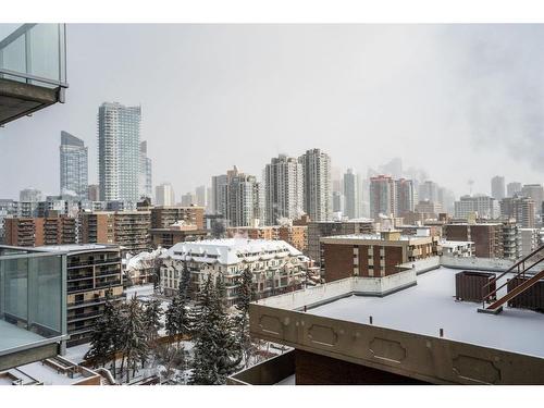810-1319 14 Avenue Sw, Calgary, AB - Outdoor With View