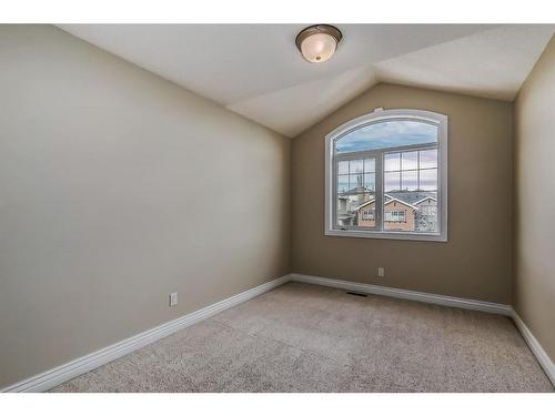 142 Panatella Circle Nw, Calgary, AB - Indoor Photo Showing Other Room
