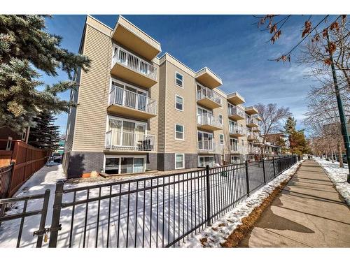 301-1626 14 Avenue Sw, Calgary, AB - Outdoor With Balcony