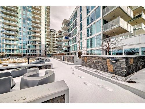 3104-510 6 Avenue Se, Calgary, AB - Outdoor With Balcony With Facade