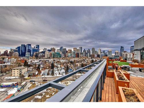 305-327 9A Street Nw, Calgary, AB - Outdoor With View