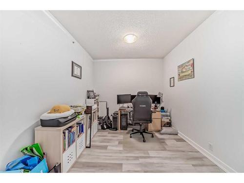 1213-8710 Horton Road Sw, Calgary, AB - Indoor Photo Showing Office