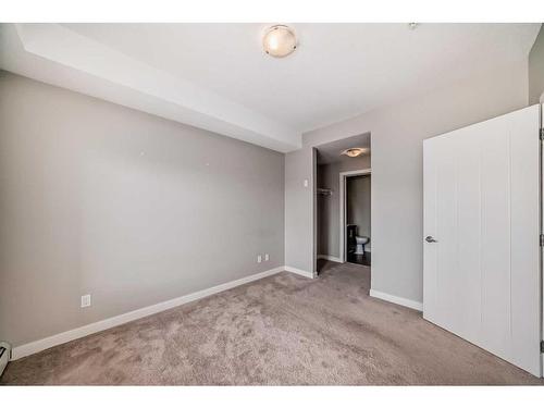 310-20 Royal Oak Plaza Nw, Calgary, AB - Indoor Photo Showing Other Room