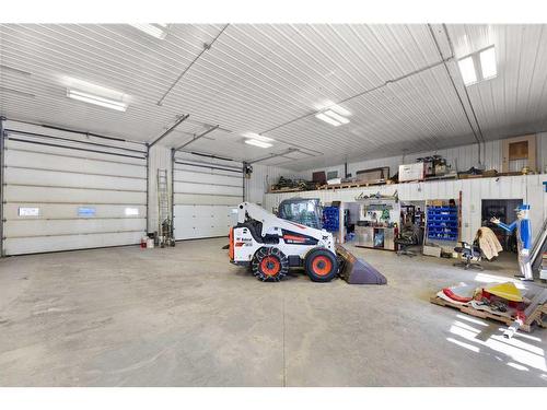 38139 Range Road 265, Rural Red Deer County, AB - Indoor Photo Showing Garage