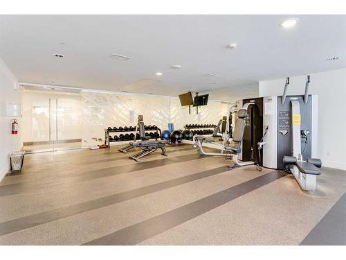 1109-626 14 Avenue Sw, Calgary, AB - Indoor Photo Showing Gym Room