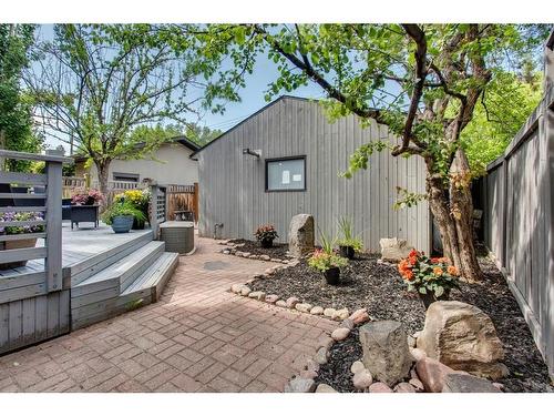 332 39 Avenue Sw, Calgary, AB - Outdoor With Deck Patio Veranda