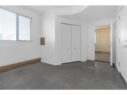 538 Carriage Lane Drive, Carstairs, AB - Indoor Photo Showing Other Room