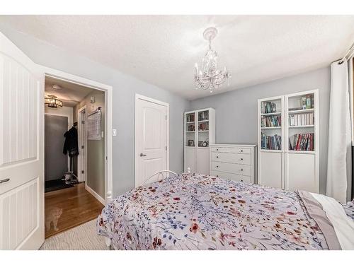 304-1225 15 Avenue Sw, Calgary, AB - Indoor Photo Showing Bedroom