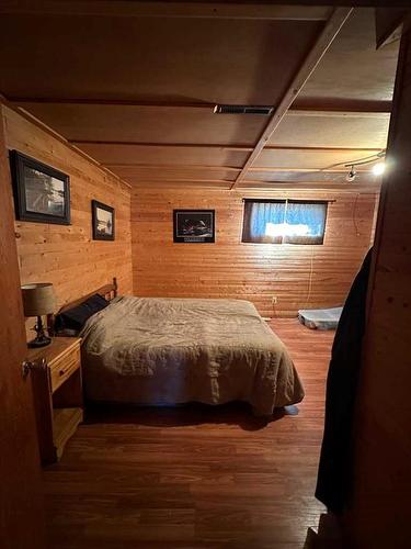 5109 49 Street, Olds, AB - Indoor Photo Showing Bedroom