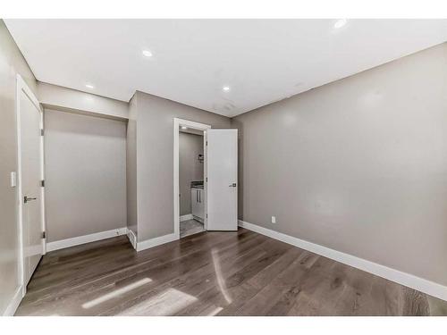1808 8 Street Sw, Calgary, AB - Indoor Photo Showing Other Room