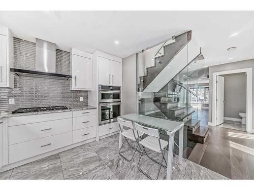 1808 8 Street Sw, Calgary, AB - Indoor Photo Showing Kitchen With Upgraded Kitchen