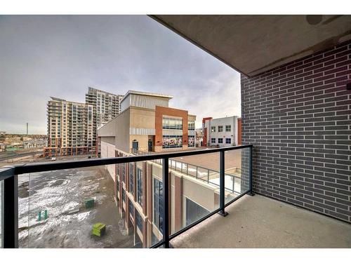 607-8880 Horton Road Sw, Calgary, AB - Outdoor With Balcony With Exterior